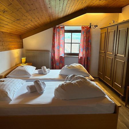 Gasthof Goldenes Lamm Vahrn Eksteriør bilde
