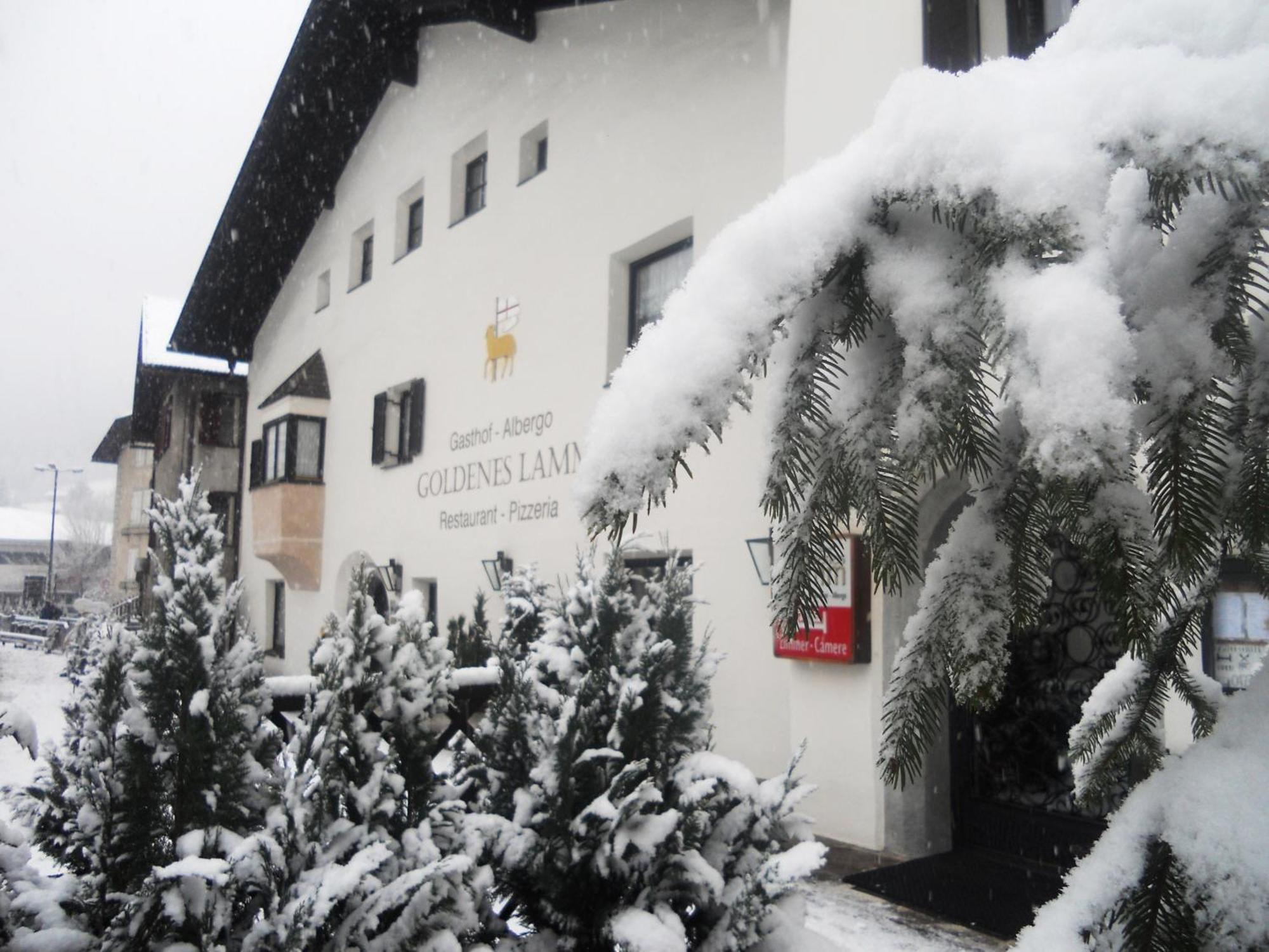Gasthof Goldenes Lamm Vahrn Eksteriør bilde